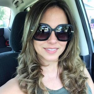 Meet your Posher, Ada